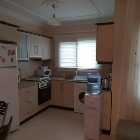 Stunning 2-bed In דירה *